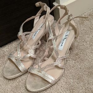 Nina light gold evening shoes
